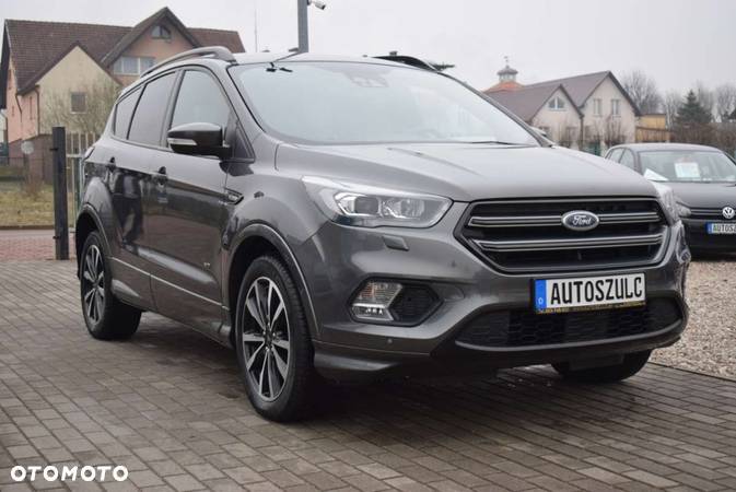 Ford Kuga - 4