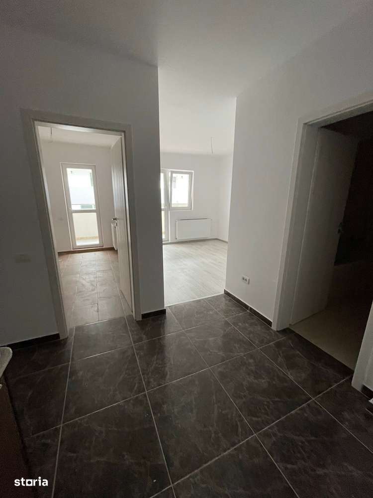 PROMOTIE!!! Garsoniera spatioasa 37mp , Metrou Aparatorii Patriei - Imagine principală: 1/4