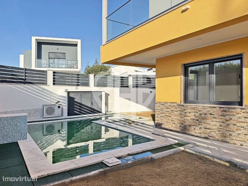 Moradia Isolada T4 Nova com Piscina Aquecida | Caparica | Conclusão...-59