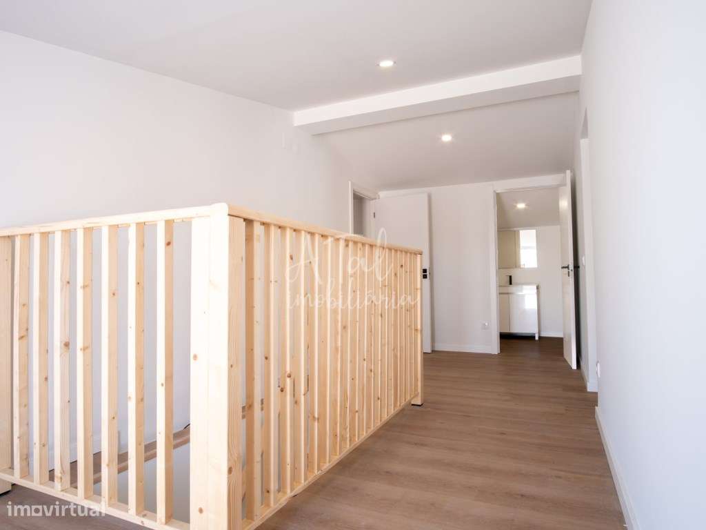 Moradia T6 com piscina e três suítes na Quinta do Abrantes | Uma no...-47