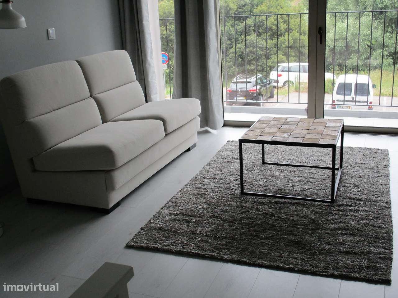 Apartamento T0 mobilado, com lugar de garagem, Forca, Aveiro - Grande imagem: 4/16