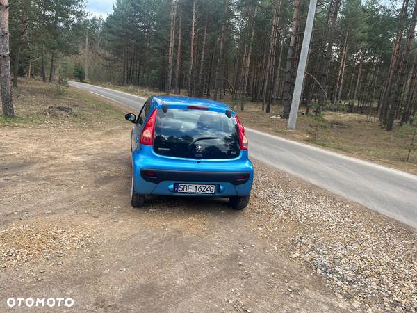 Peugeot 107 1.0 Trendy - 8