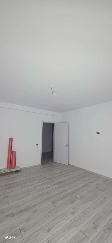Apartament cu balcon, demisol – construcție nouă- strada principala-2