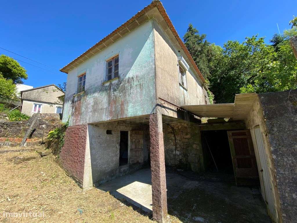 Casa Antiga para restauro. - Grande imagem: 4/18