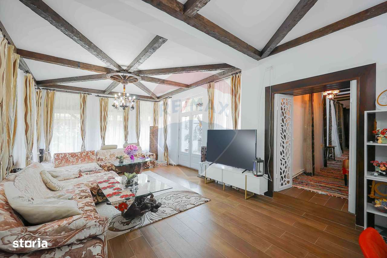 De vânzare Casă tradițională, la doar 20 de minute de Oradea - Imagine principală: 5/20