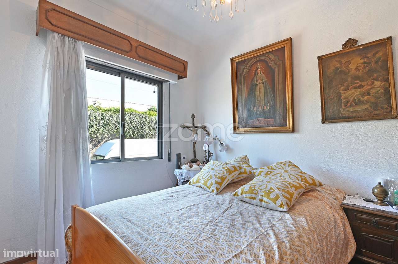 Moradia Bi-Familiar T4 com 2 entradas independentes em V.N. de Gaia - Grande imagem: 4/34