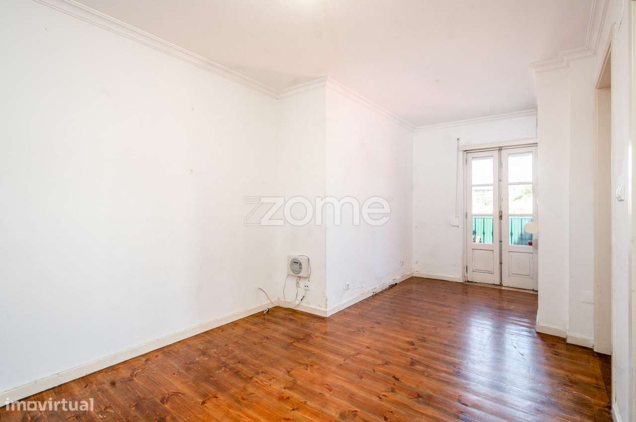 CASA EXCLUSIVA NA RUA DA COSTA (entre as Necessidades e Alcântara)-21