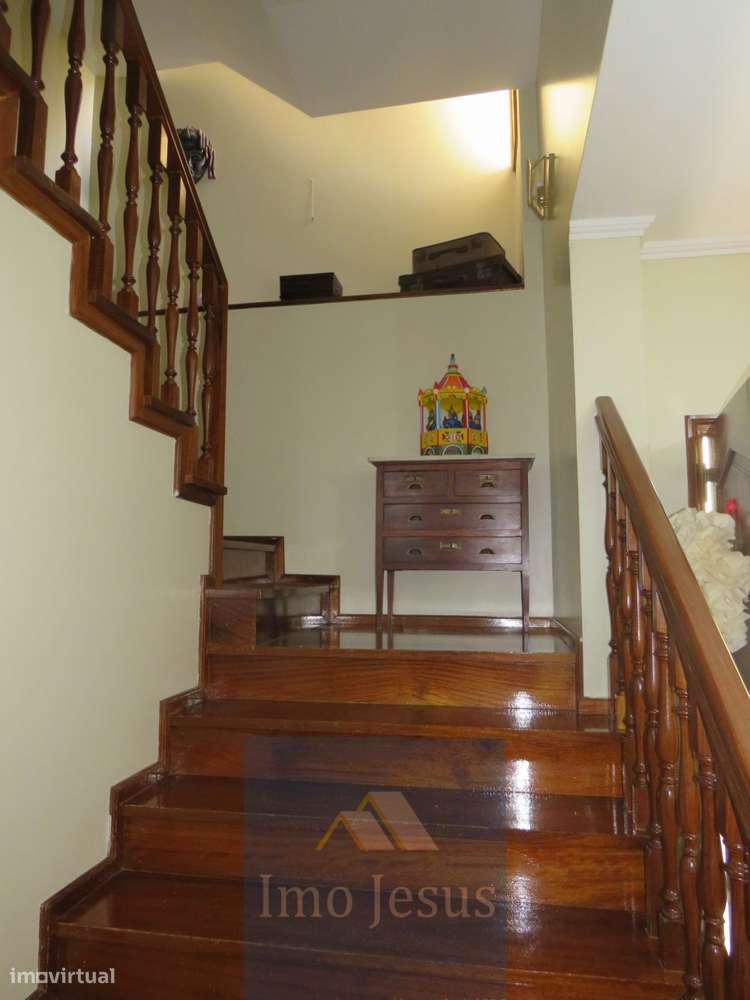 Moradia T5+2 Centro de Gaia-25