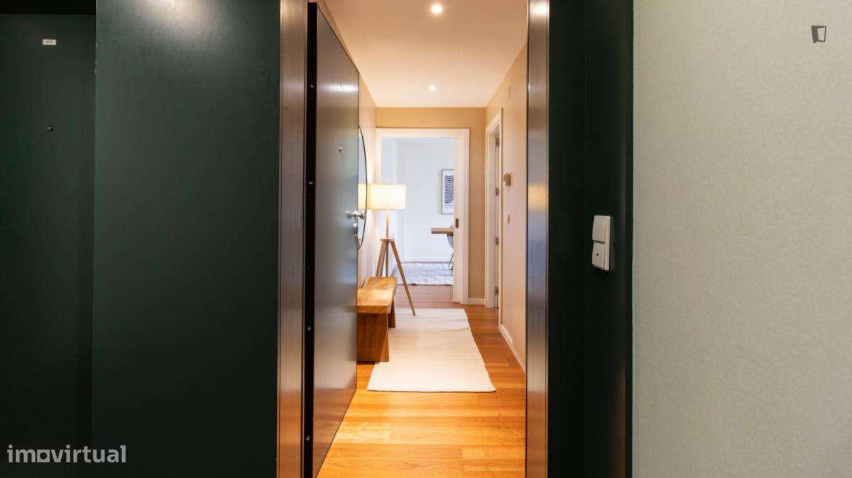 Apartamento com 1 quartos - localizado em Paranhos Porto - Grande imagem: 5/8