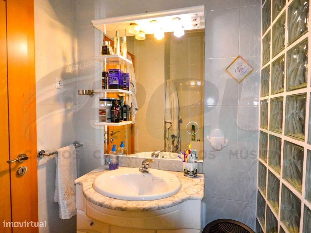 **OPORTUNIDADE** Apartamento T3 em Almeirim-21