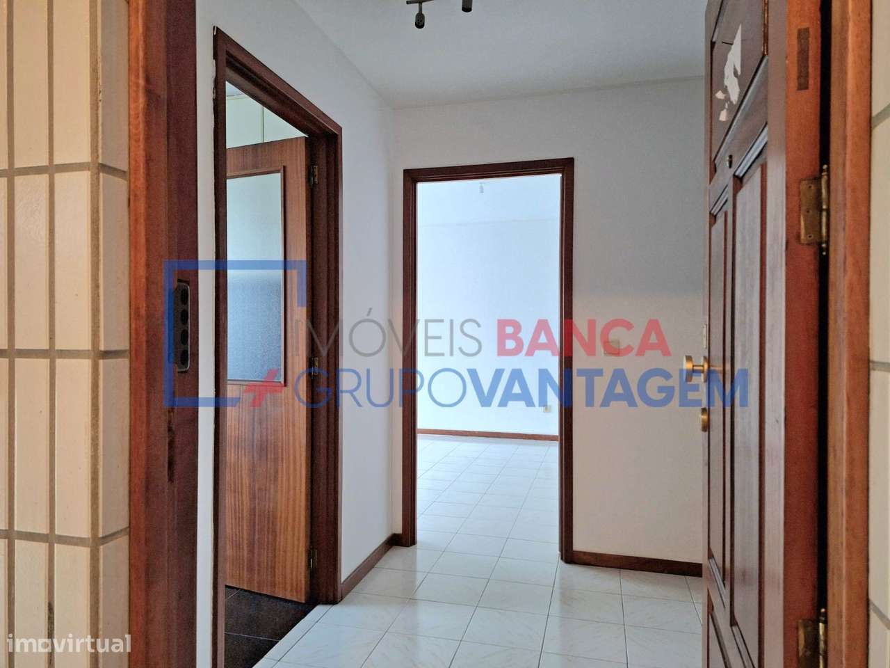 APARTAMENTO T2 - GUEIFÃES - Grande imagem: 2/25