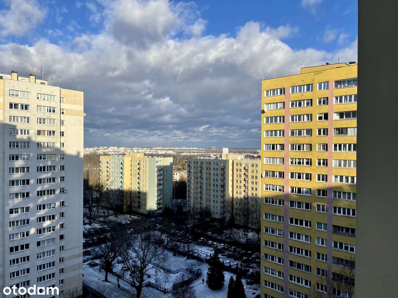 Rezydencja pod Orłem  3 pokoje 15 piętro z widokiem na panoramę miasta-17