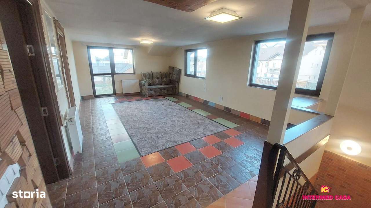 Casa 7 camere zona Selimbar-9