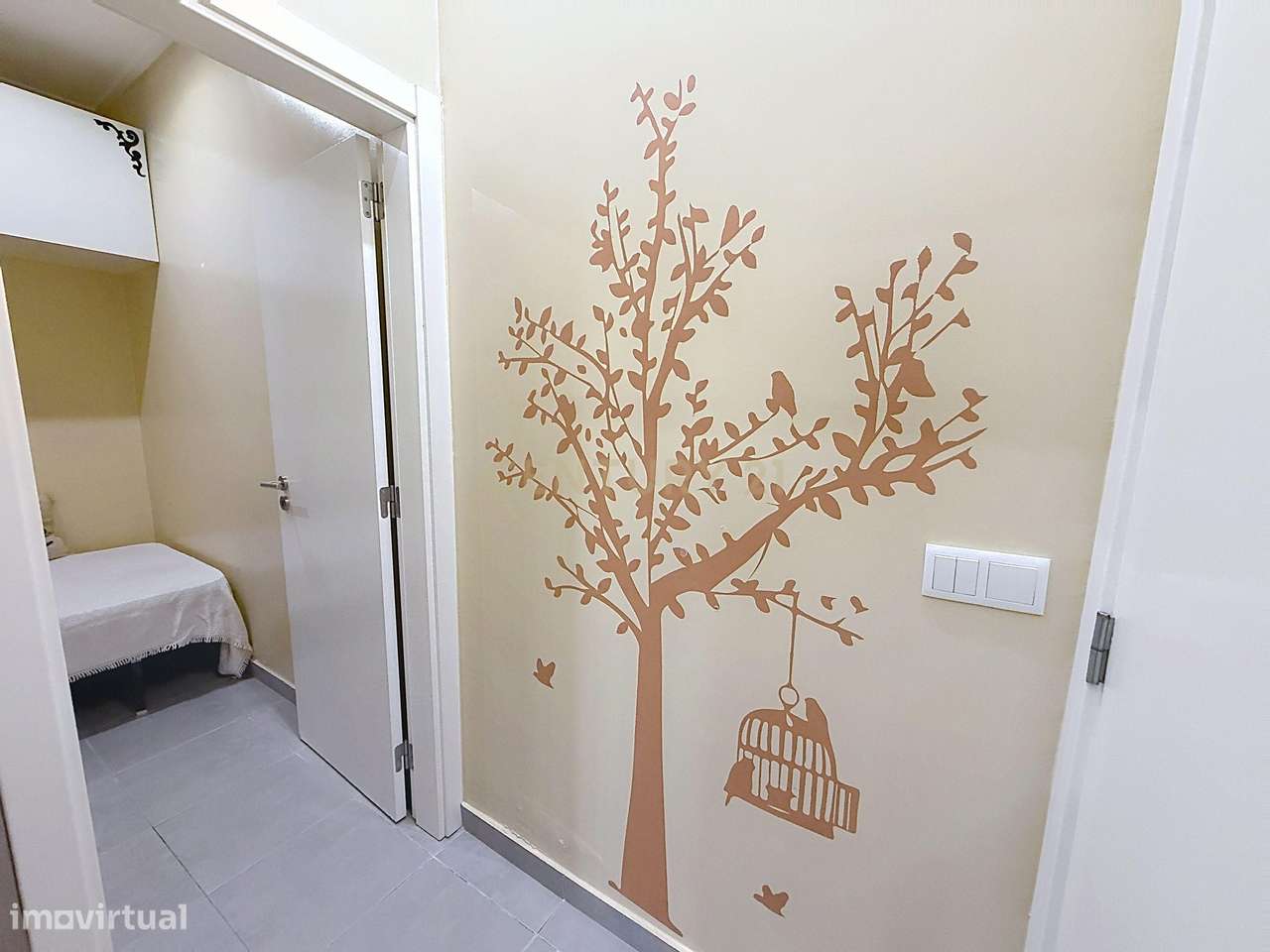 Apartamento T1 no Centro Histórico da Nazaré, a 150 Metros da Praia-12