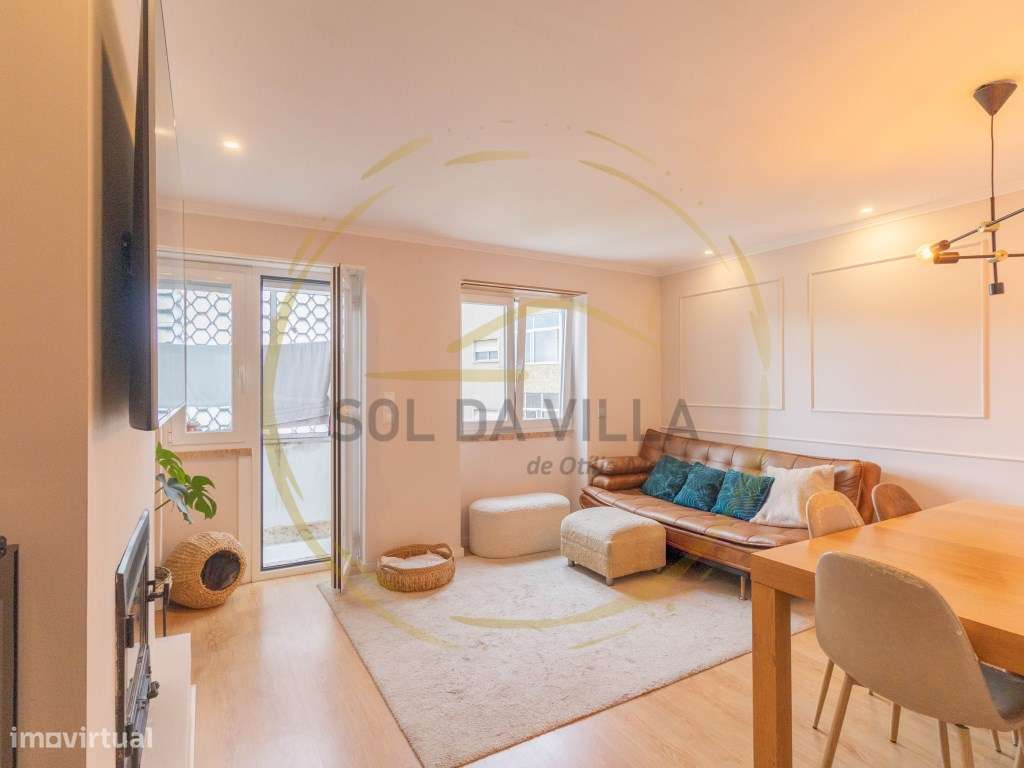 Apartamento T3, Laranjeiro - Totalmente Remodelado - 309.000€ - Grande imagem: 3/45