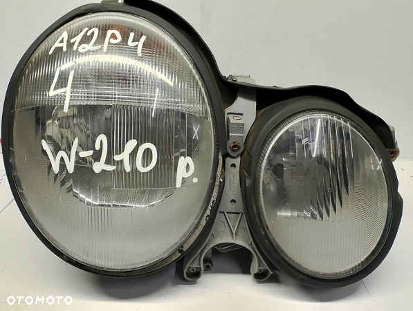 Lampa przednia prawa Mercedes W210 - 1