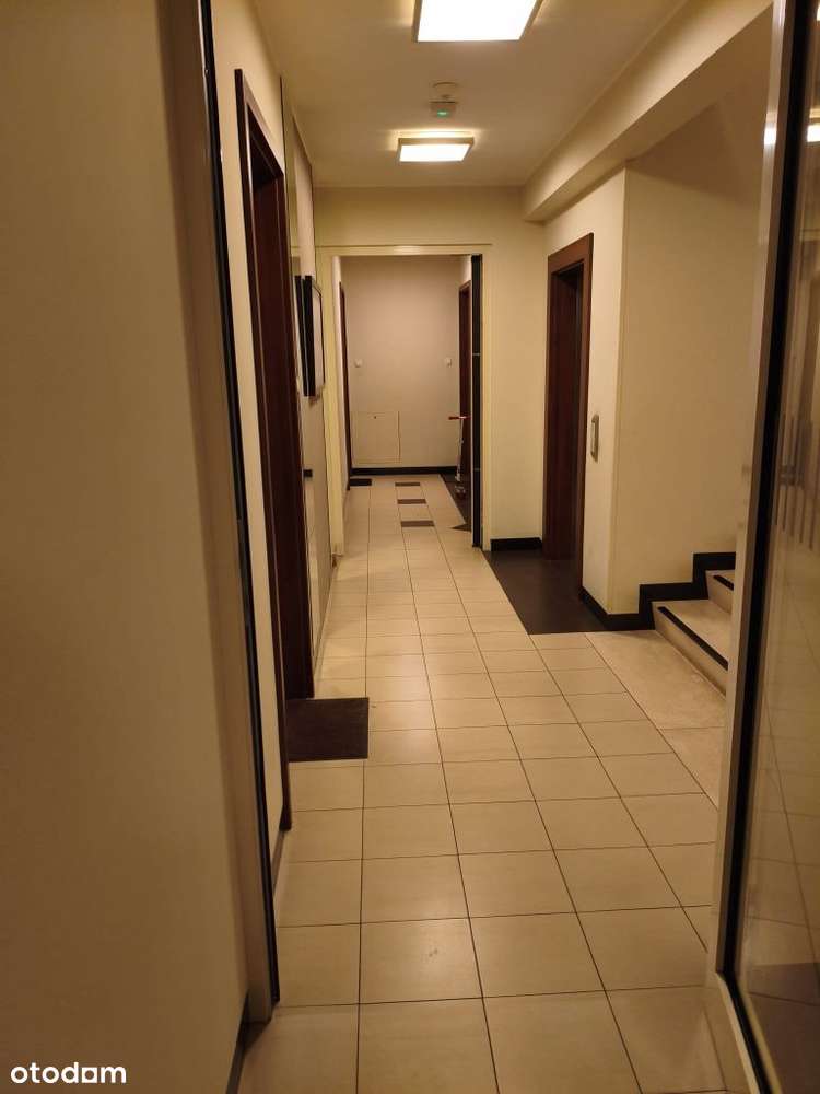 Sprzedam ładnie urządzone mieszkanie w Gdyni.-8