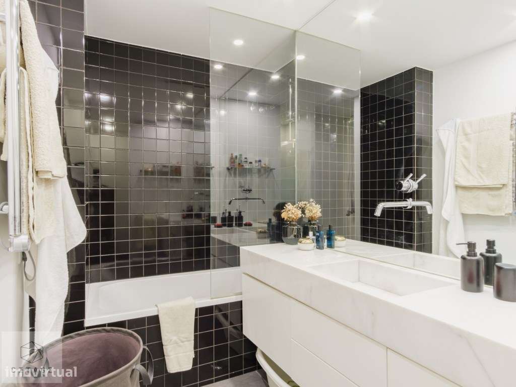 Apartamento T3 com garagem Amoreiras-29