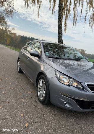 Peugeot 308 - 3