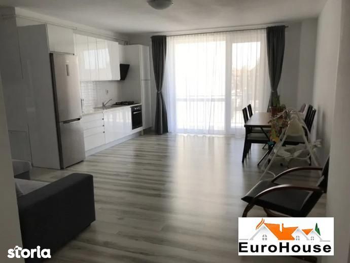 Apartament cu 3 camere de vanzare  in Alba Iulia
