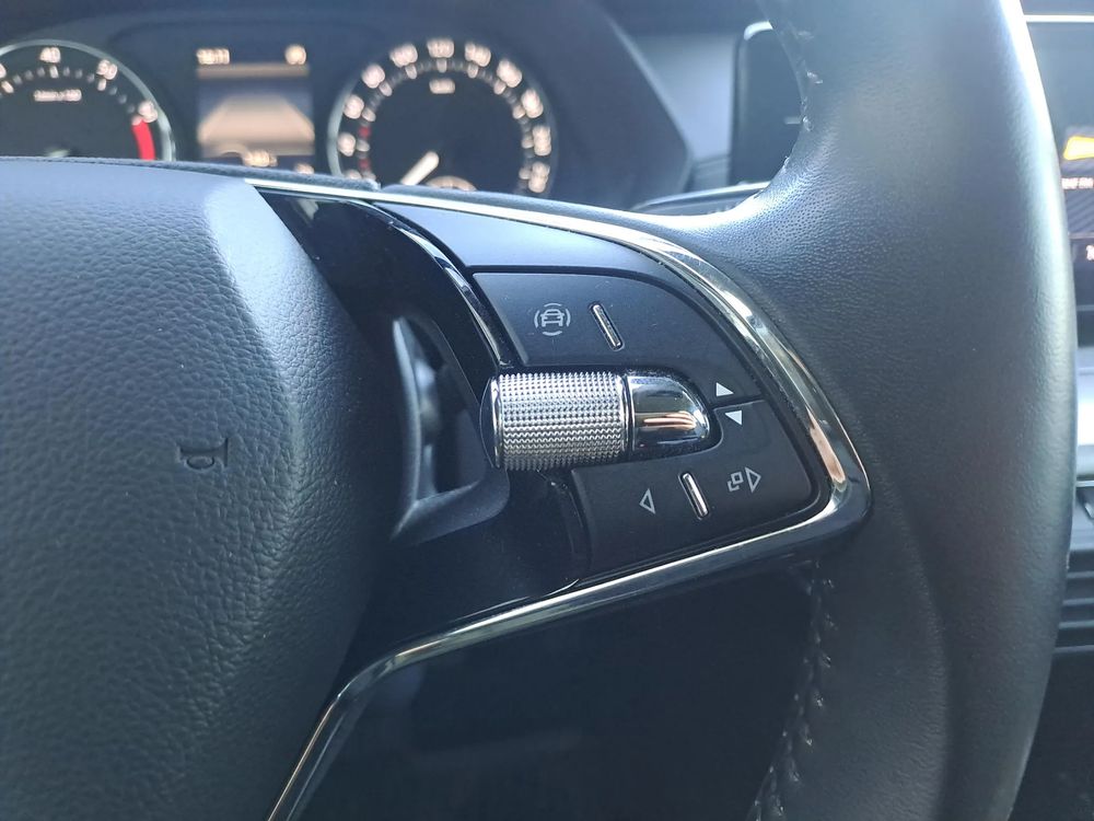 SKODA OCTAVIA Ambition 1.5 TSI 150 KM Salon PL ASO VAT-23%