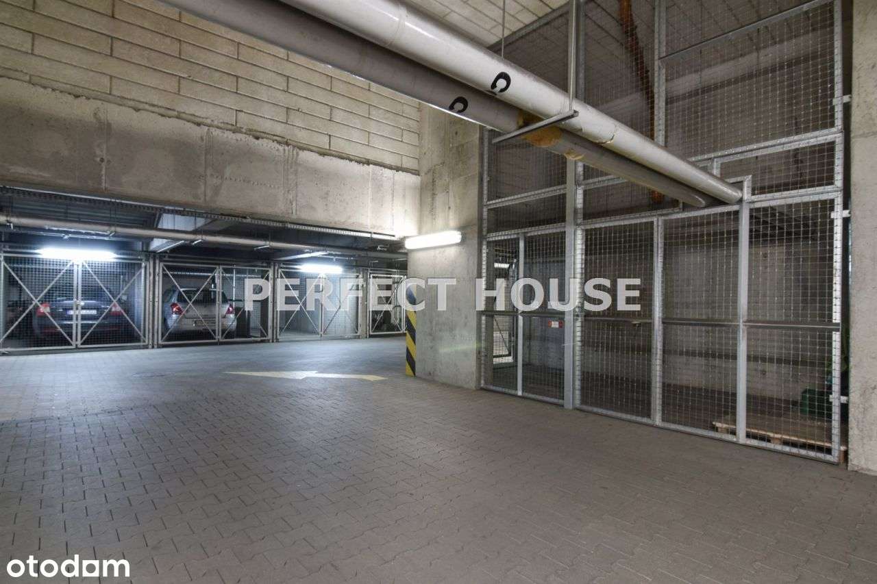 Zamykane Miejsce W Monitorowanej Hali Garażowej - Pełny obrazek: 5/5