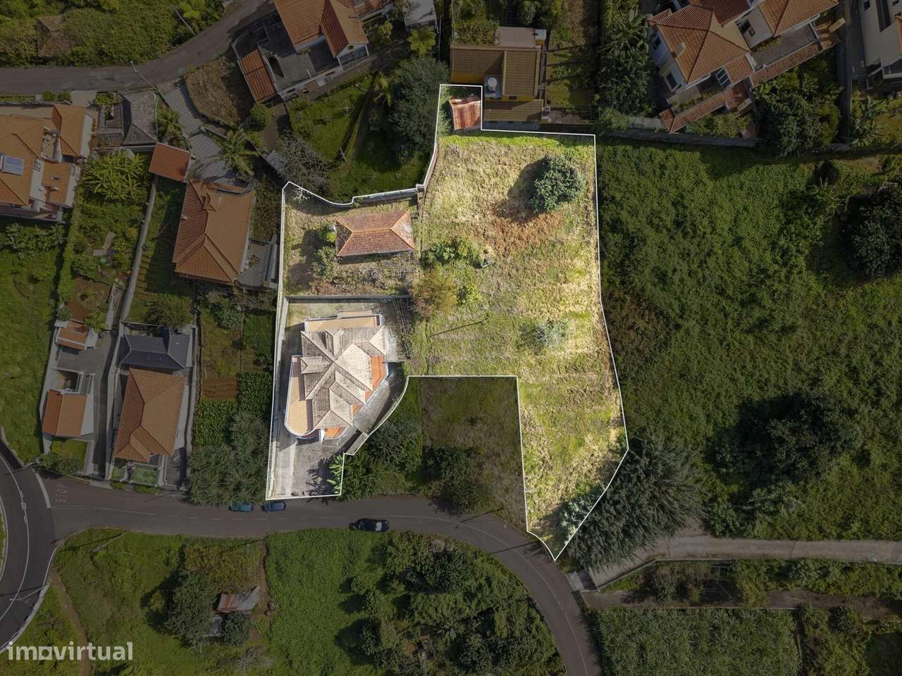 Prédio próximo da praia - Porto da Cruz , Machico - Grande imagem: 4/57