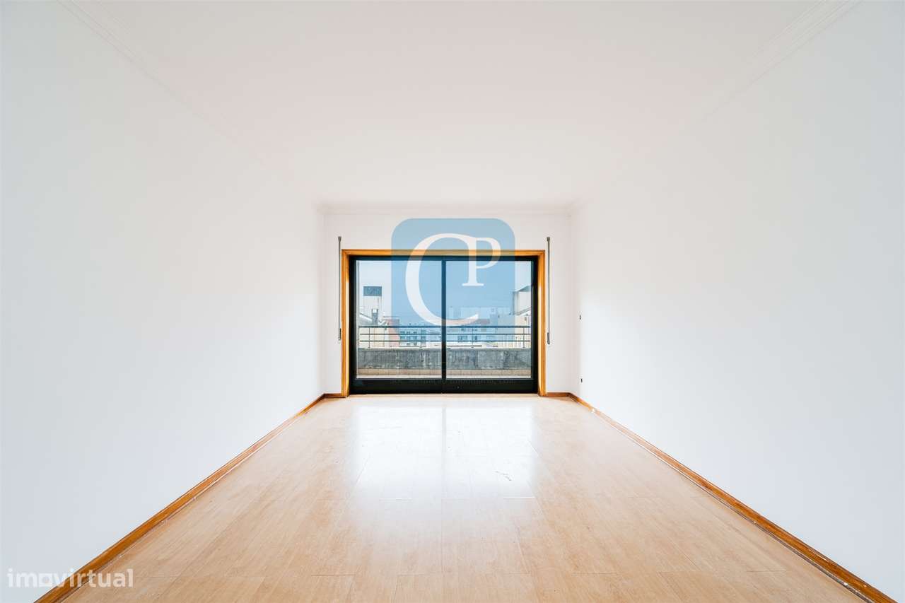 Apartamento T2+1 Duplex com varanda e vista mar em Canidelo, Vila Nova - Grande imagem: 2/29