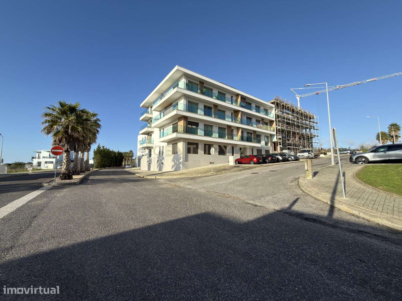 Apartamento T3 NOVO para arrendamento na Quinta das Pevides, Mafra - Grande imagem: 2/25