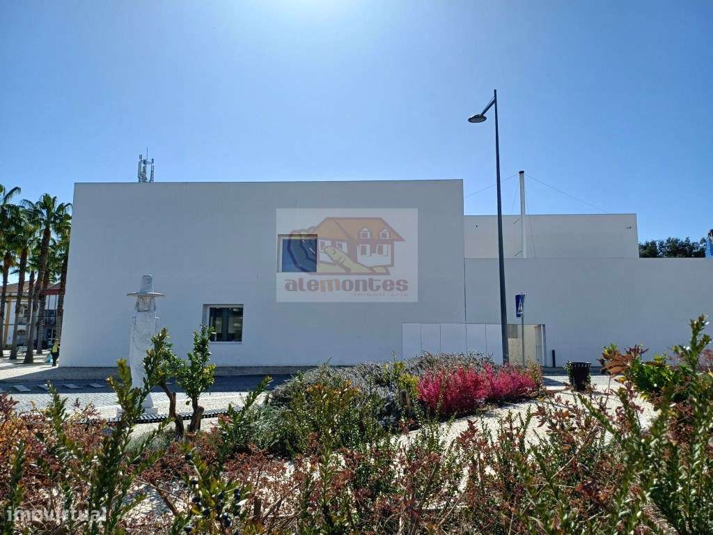 Moradia com piscina PROJECTO CHAVE na MÃO-5