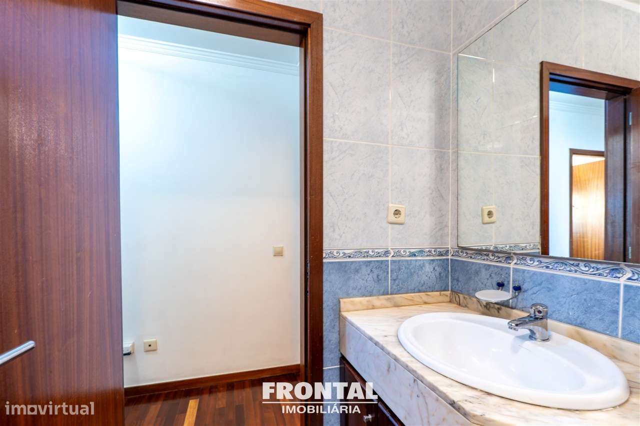 Apartamento T3 Venda-35