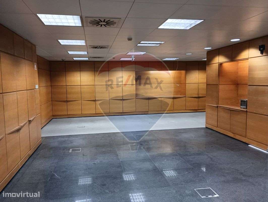 Loja  para arrendamento - Grande imagem: 3/12