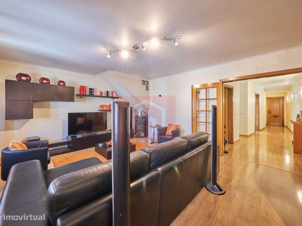 Apartamento duplex T2 com terraço com vista desafogada no centro do...-10