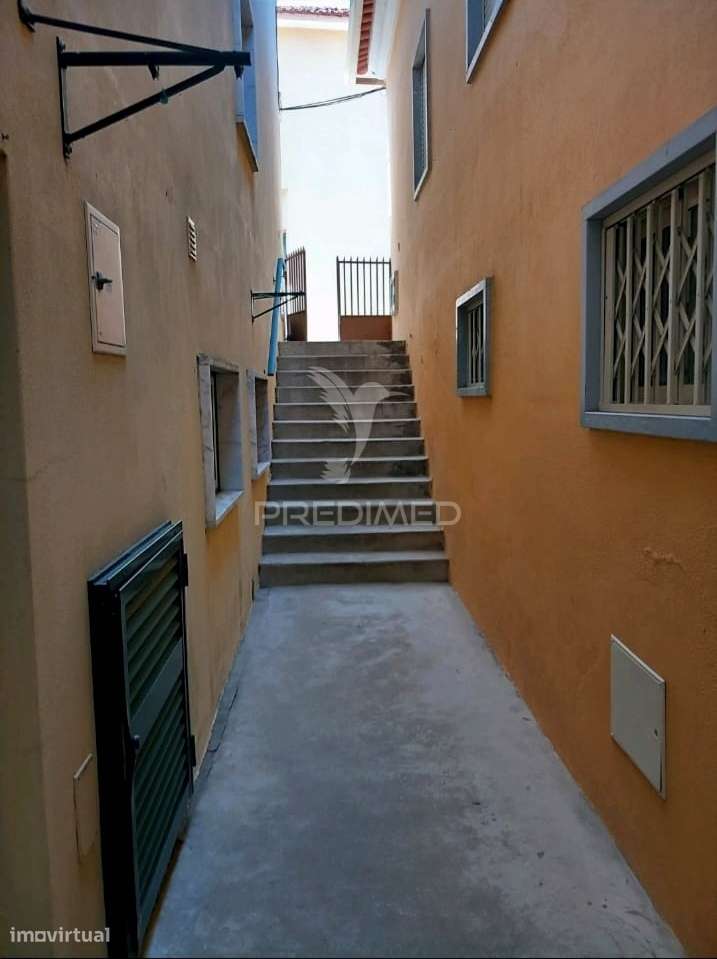 Moradia T5 no Centro da Vila de Amiais de Baixo - Grande imagem: 5/40