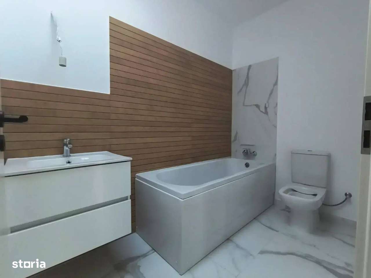 Apartament LUX 2 camere cu Gradina proprie-2