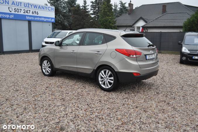 Hyundai ix35 2.0 CRDi 4WD Automatik Style - 14