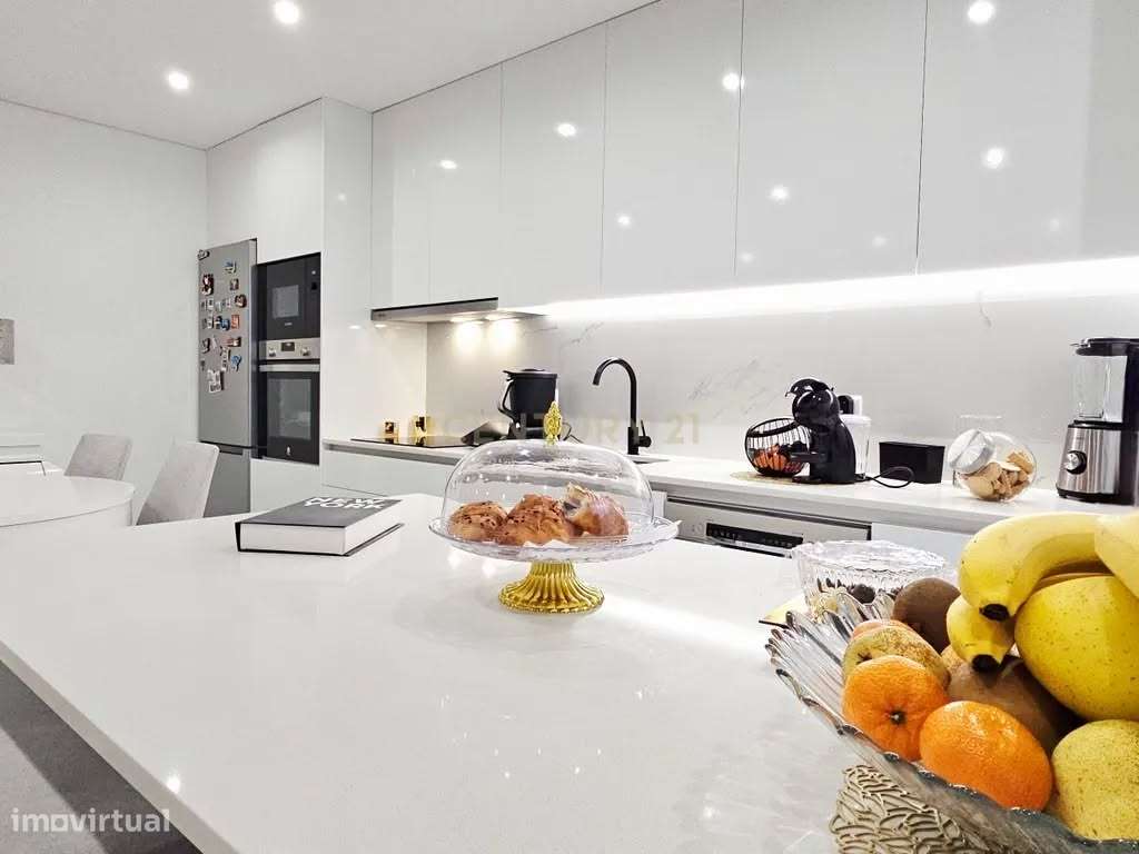 Apartamento T3 Novo com 2 casas de banho e energia A+-42