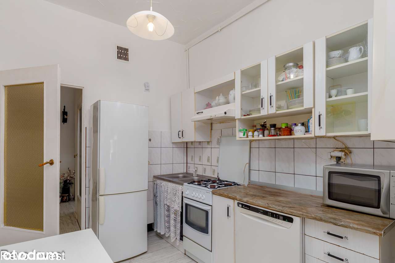 Przestronne mieszkanie z ogrodem i balkonem-11