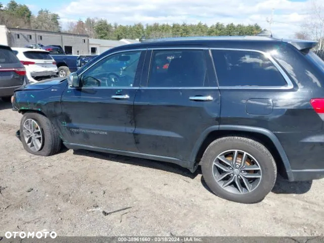 Jeep Grand Cherokee - 13