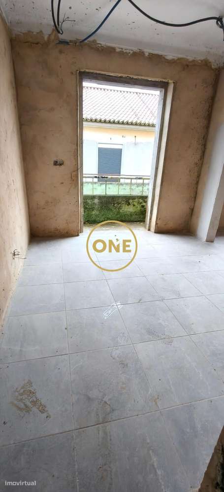 Excelente Apartamento T1 2º Direito Benavente! - Grande imagem: 3/13