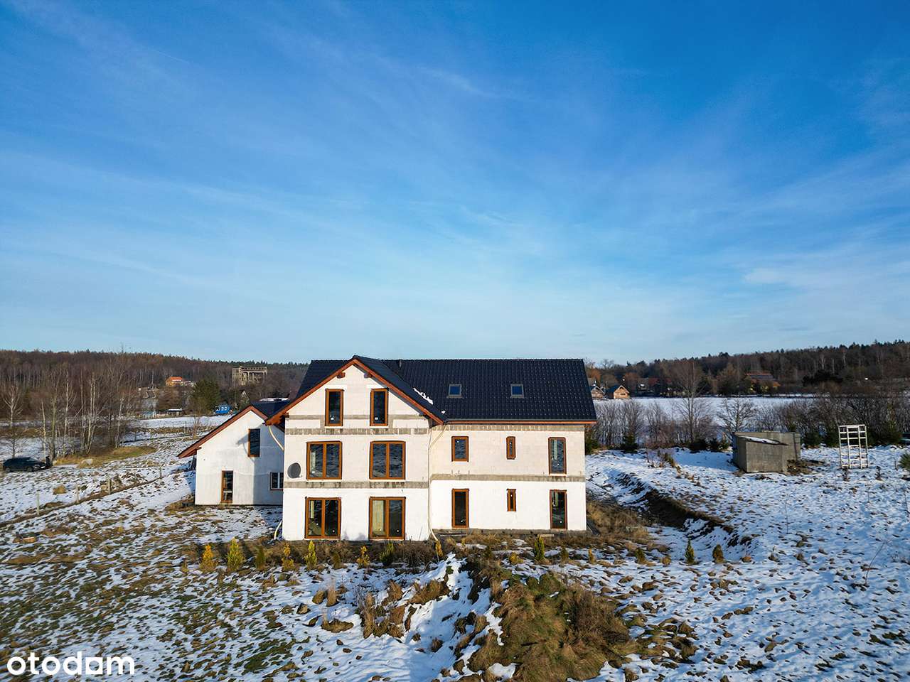 Przestronny nowy dom 707 m2  z działką 9499m2. Rębiszów-9