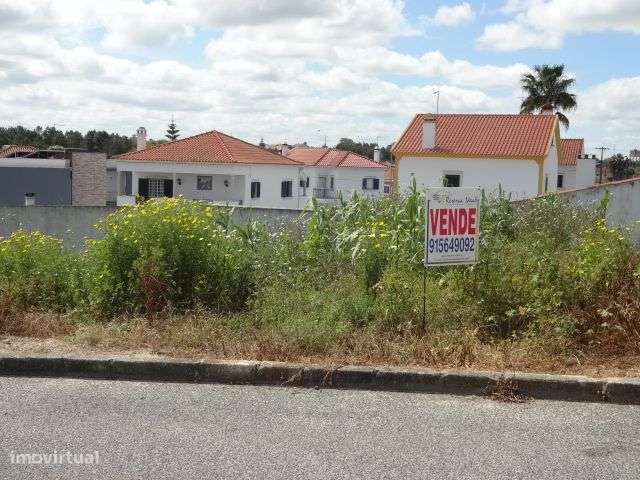 Lote para Construção de moradia - Grande imagem: 2/7