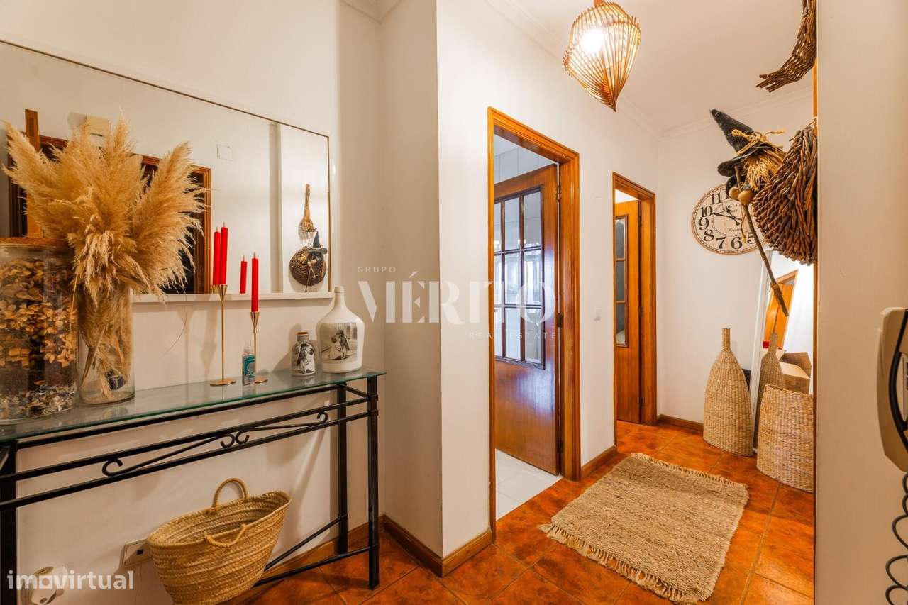 Apartamento T2 com Terraço Privativo e Garagem – Delães, Vila Nova de - Grande imagem: 4/17