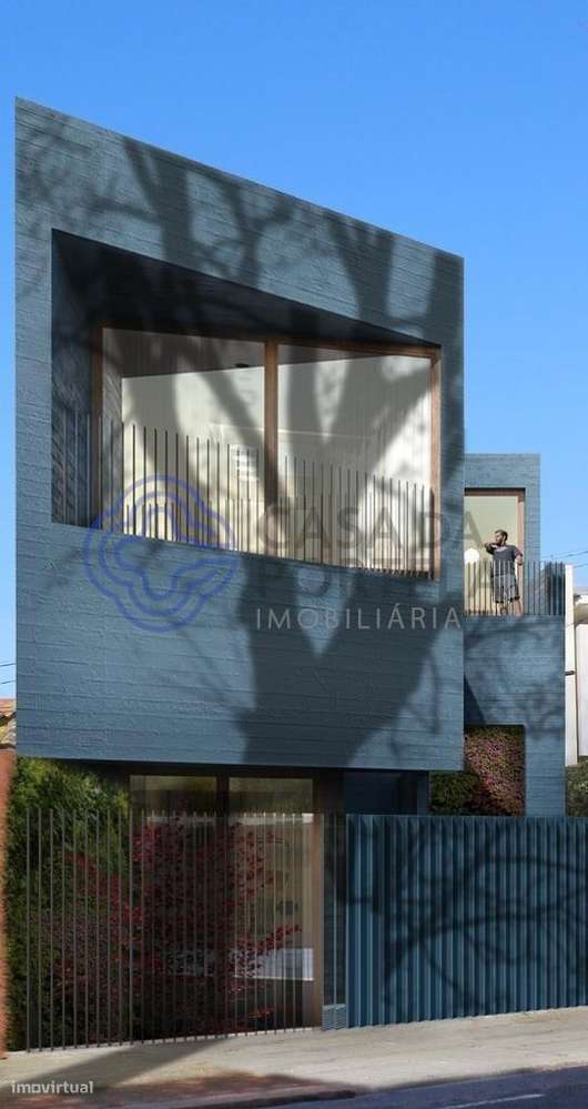 Moradia Devoluta com projeto na Foz. - Grande imagem: 2/17
