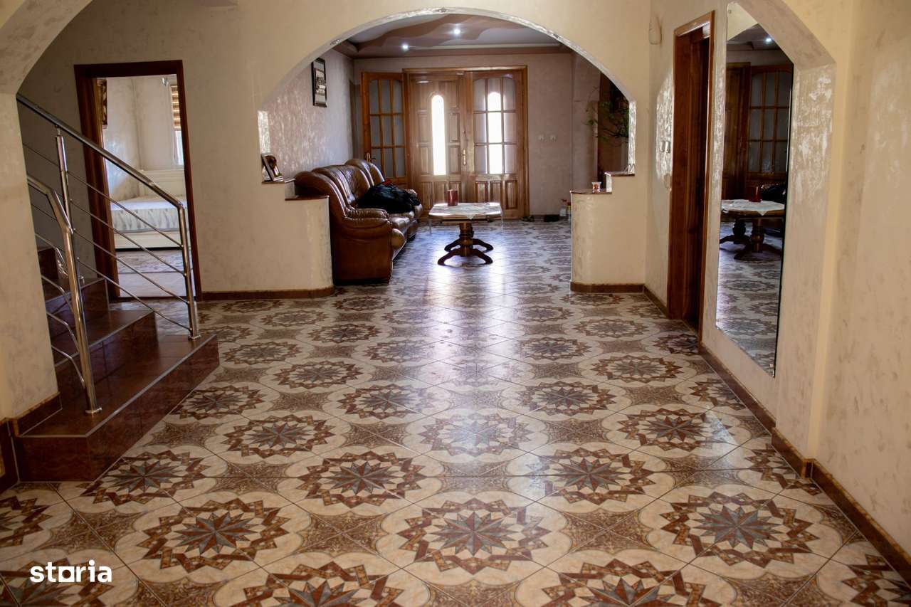 Casa/Vilă cu 7 Camere I 820 mp I Suceava - Imagine principală: 3/20