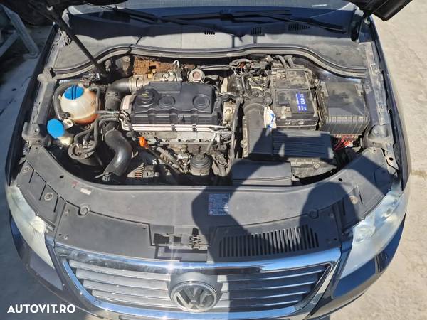 Dezmembram Volkswagen Passat B6, an 2007, diesel cod BMP, cutie DSG - 3