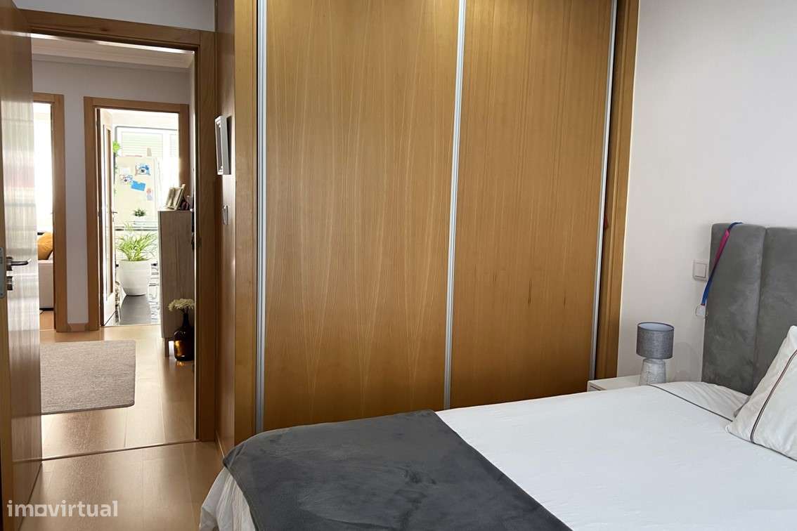 T2  / Renovado em São João da Talha-16