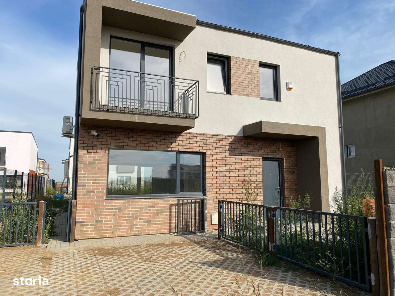 Vila individuala 4 camere, zona linistita in Tunari, Ilfov-0