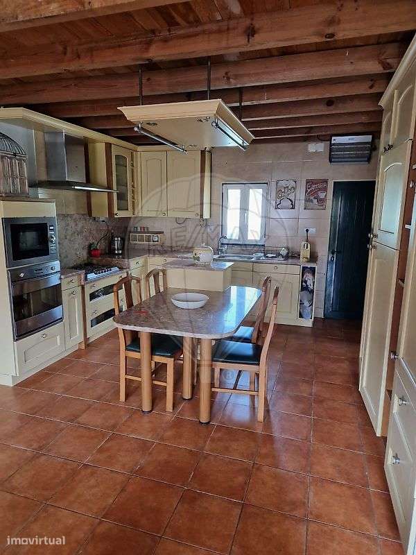 Moradia T4 para venda - Grande imagem: 2/25