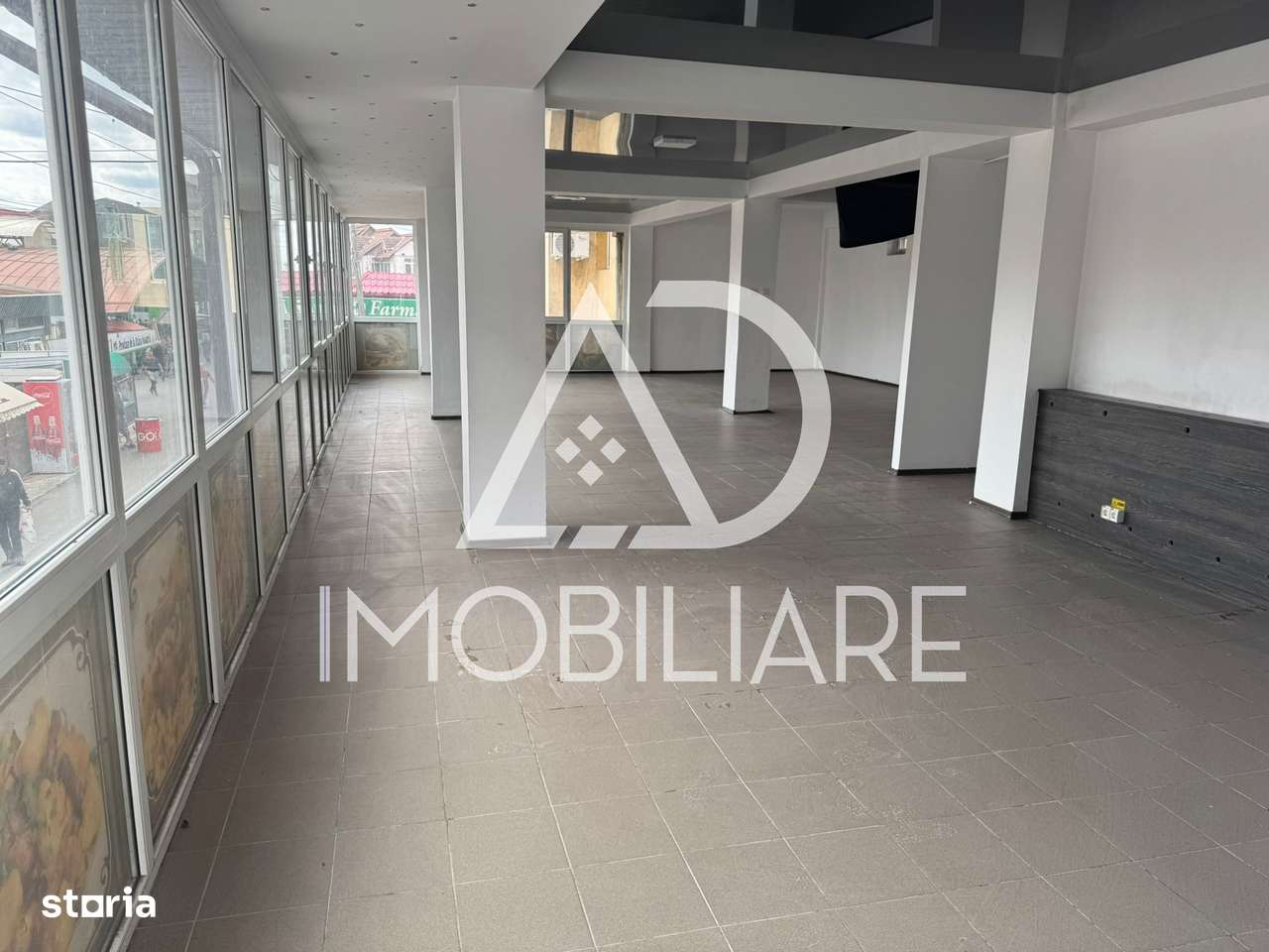 Spațiu comercial în Piața Centrală - Imagine principală: 5/10